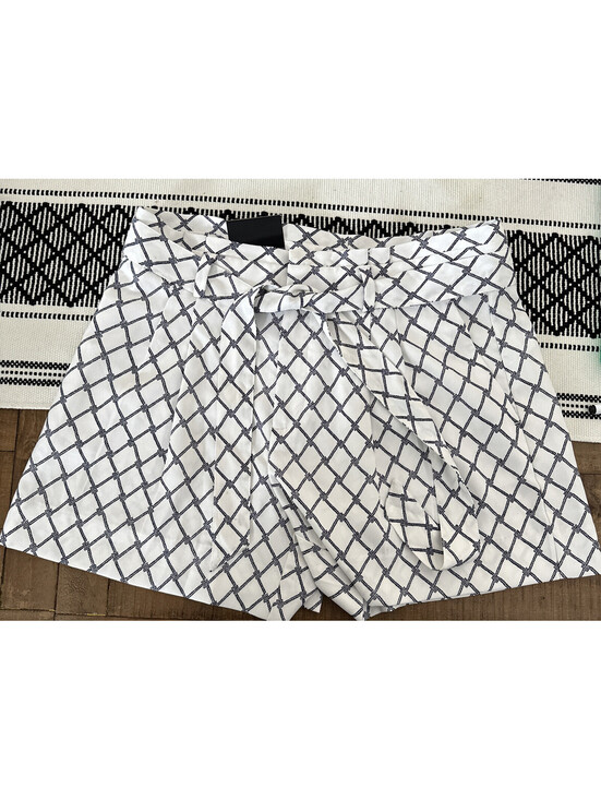 Banana Republic Pants - New, Banana Republic high waisted paperbag waist shorts women's size 10